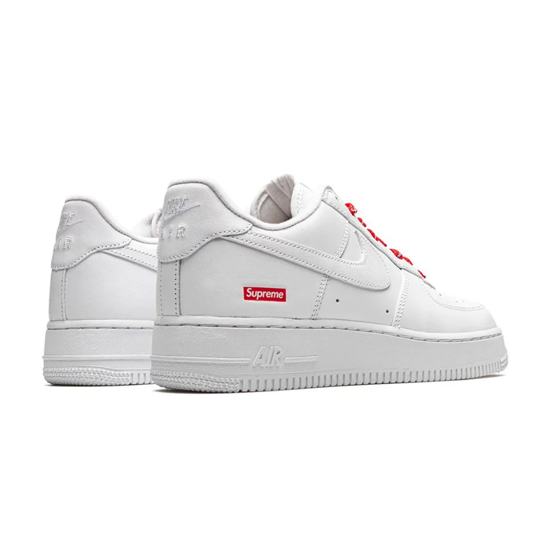 Nike Air Force 1 Low Supreme