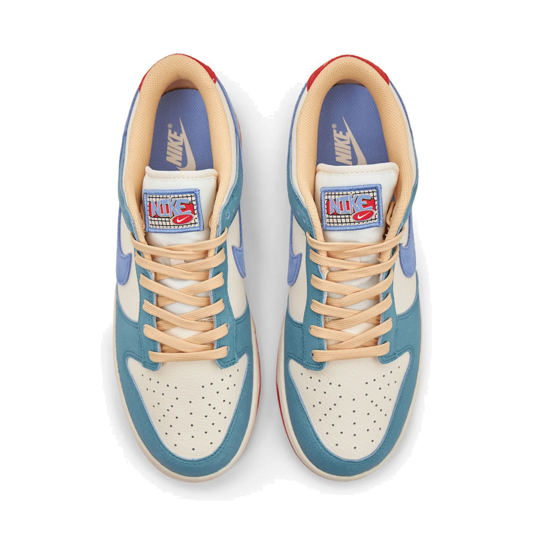 Nike Dunk Low Premium